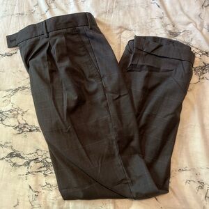 Grey wool tailored trousers with a check pattern